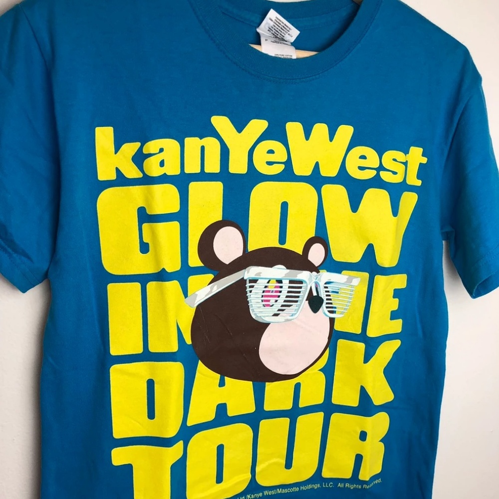 KANYE WEST 2007 GLOW IN THE DARK TOUR TAKASHI MURA
